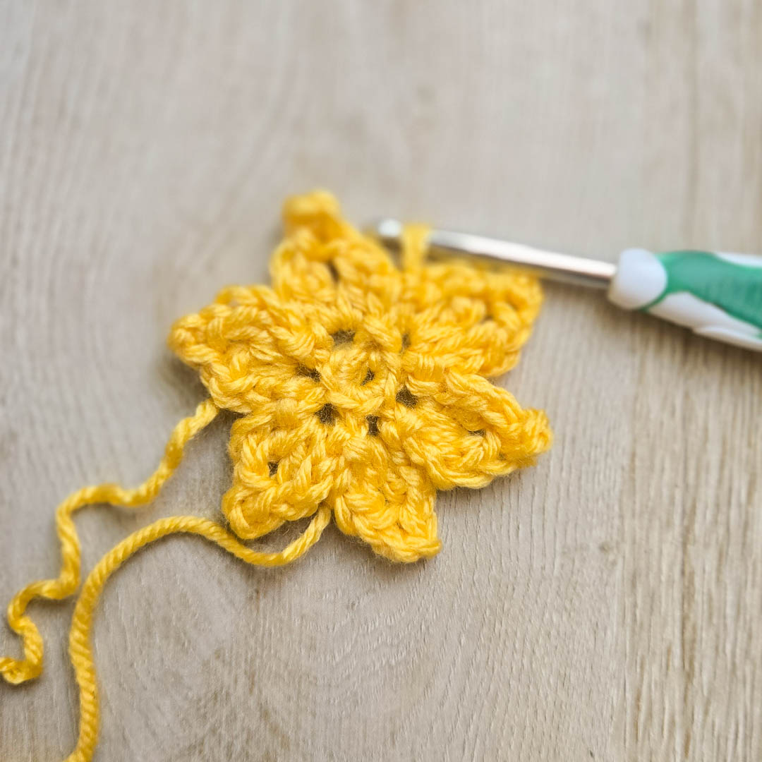 All 5 petals finished on the daffodil crochet pattern.