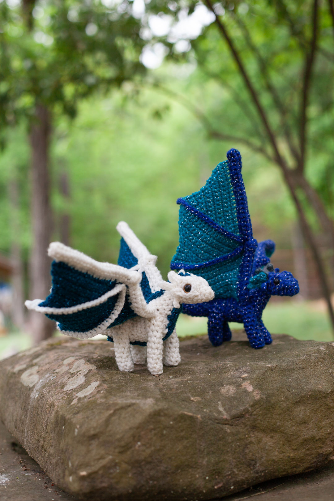 Two dragons made with this little dragon crochet pattern.